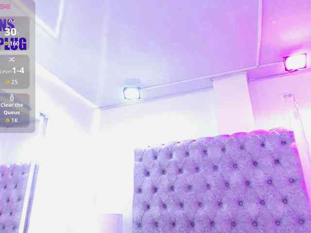 Zoe-moon webcam