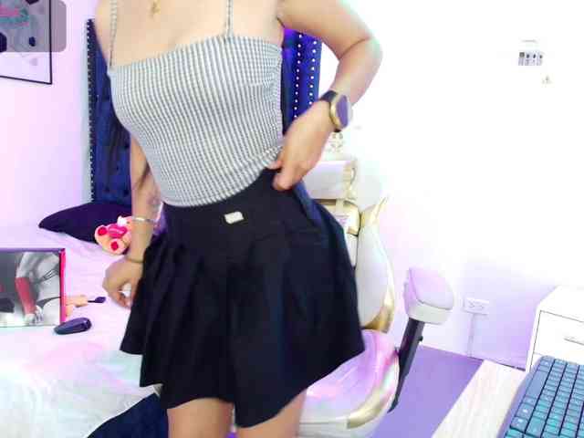 Zoe-moon webcam