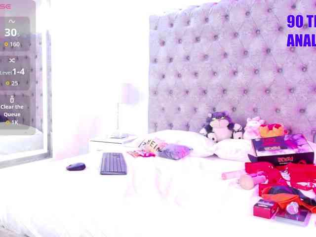 Zoe-moon webcam