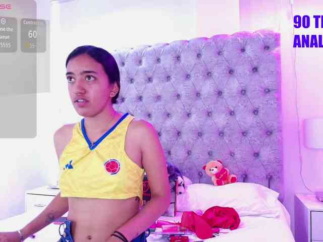 Zoe-moon webcam