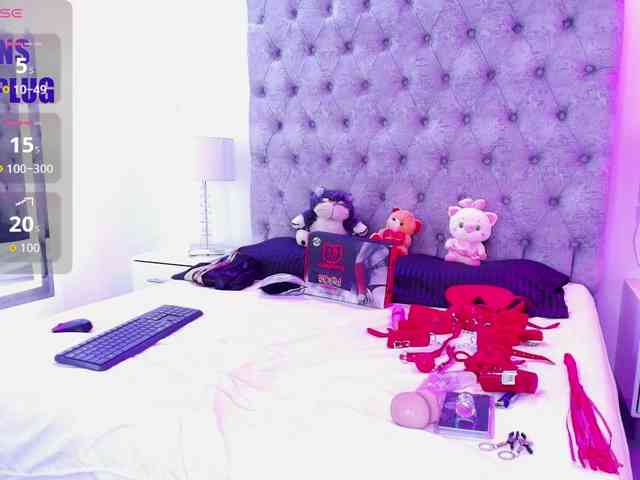 Zoe-moon webcam