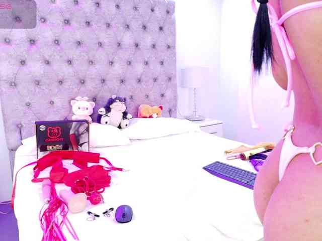 Zoe-moon webcam