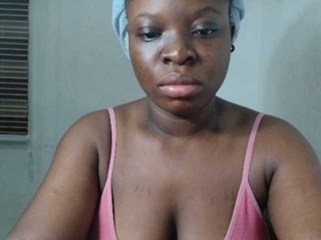 Pussyxsweet live cam on BongaCams