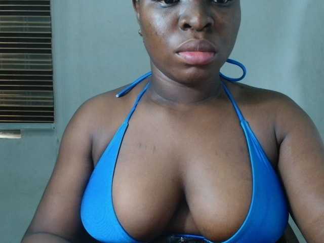 Pussyxsweet live cam on BongaCams