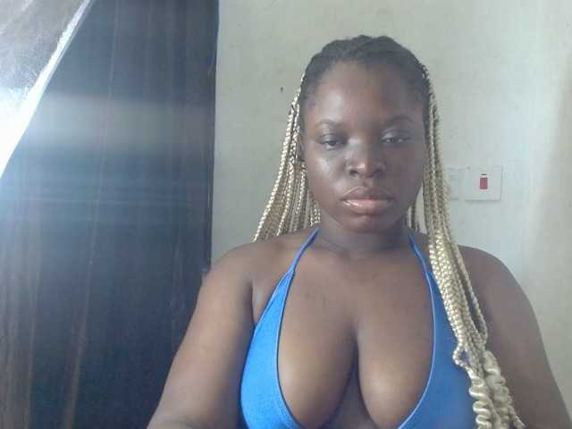 Pussyxsweet live cam on BongaCams