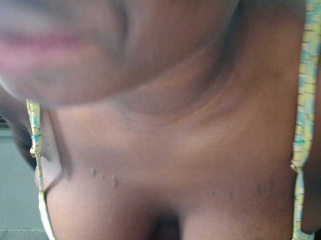 Pussyxsweet live cam on BongaCams