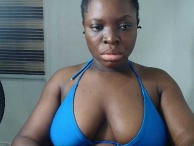 Pussyxsweet live cam on BongaCams