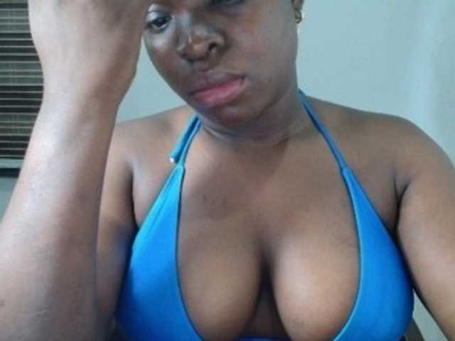 Pussyxsweet live cam on BongaCams