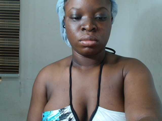 Pussyxsweet live cam on BongaCams