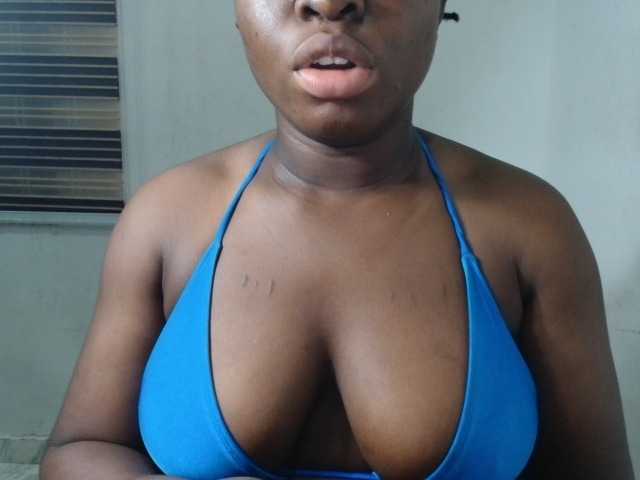 Pussyxsweet live cam on BongaCams