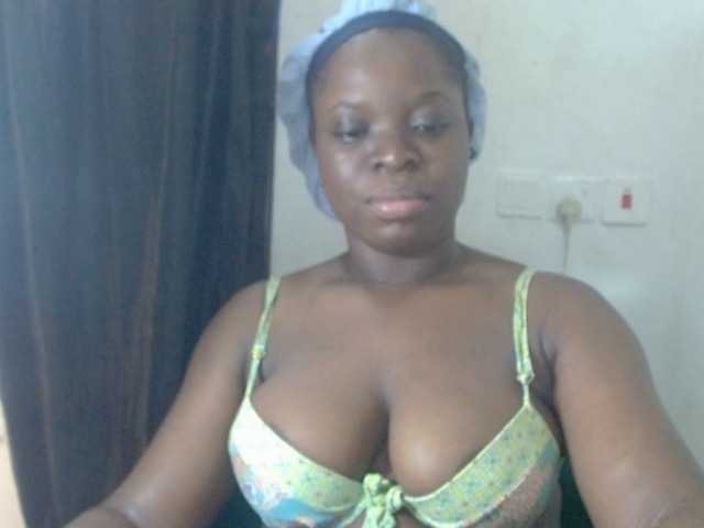 Pussyxsweet live cam on BongaCams
