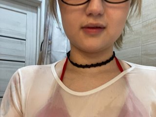 Blonde-mur Porn Show