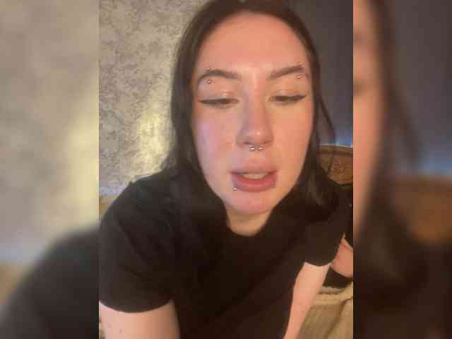 Blonde-mur webcam