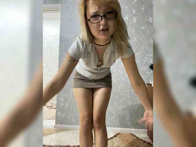 Blonde-mur webcam