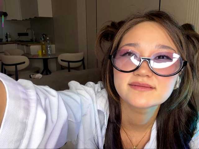 very-hot-japanese-girl live cam on BongaCams