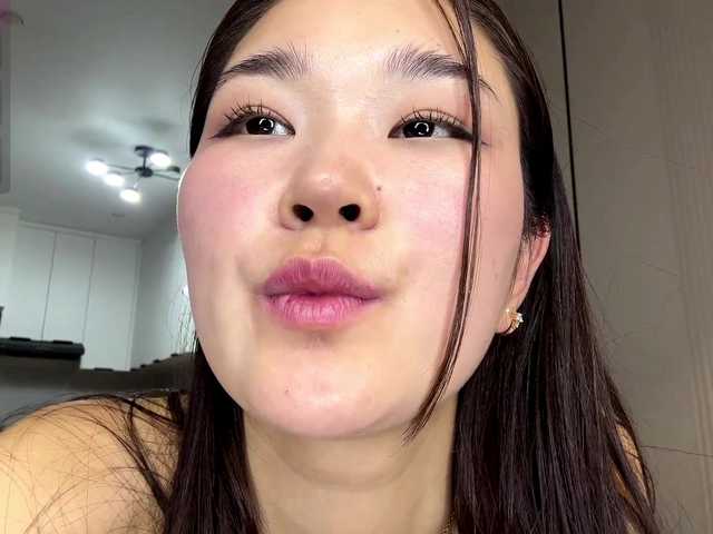 very-hot-japanese-girl live cam on BongaCams