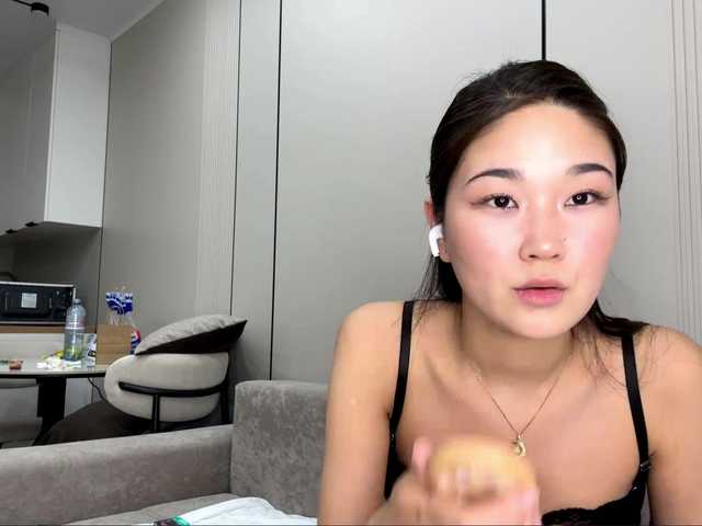 very-hot-japanese-girl live cam on BongaCams
