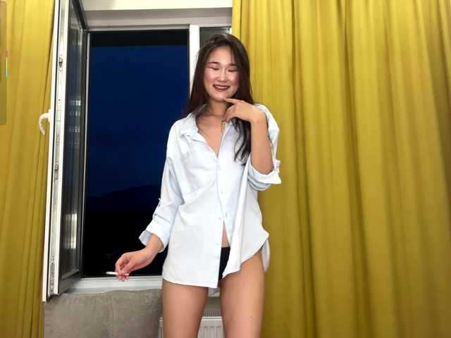 very-hot-japanese-girl live cam on BongaCams