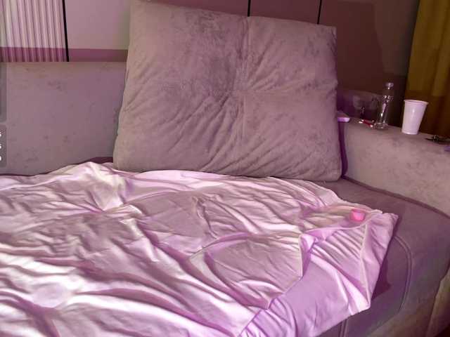 very-hot-japanese-girl live cam on BongaCams
