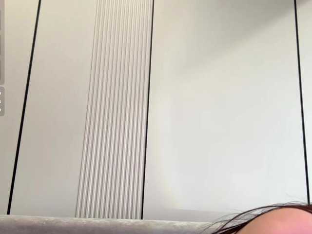 Preview of very-hot-japanese-girl