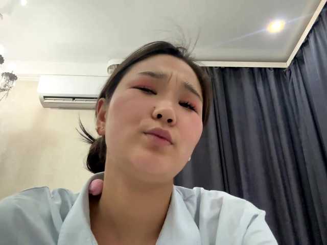 very-hot-japanese-girl