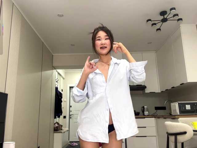 very-hot-japanese-girl live cam on BongaCams