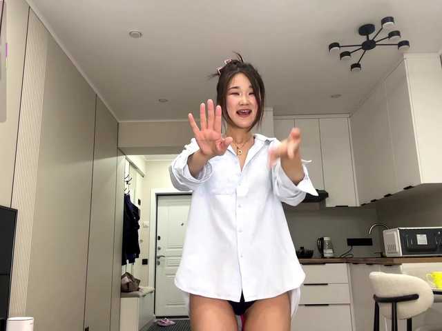 very-hot-japanese-girl live cam on BongaCams