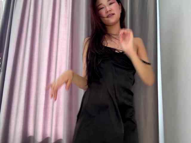 very-hot-japanese-girl