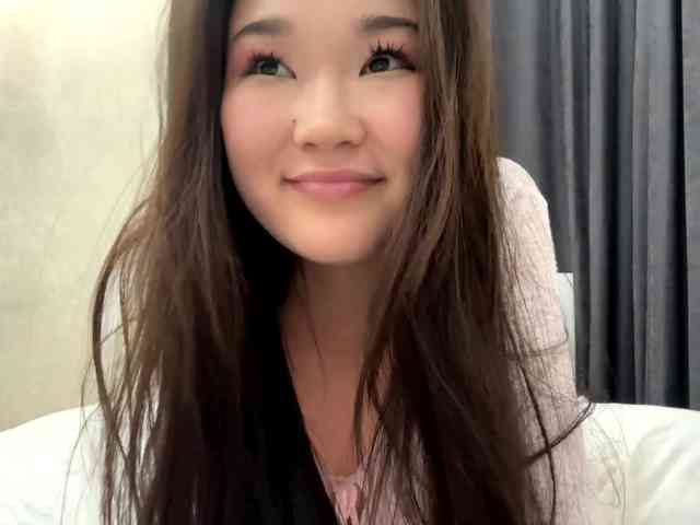 very-hot-japanese-girl webcam