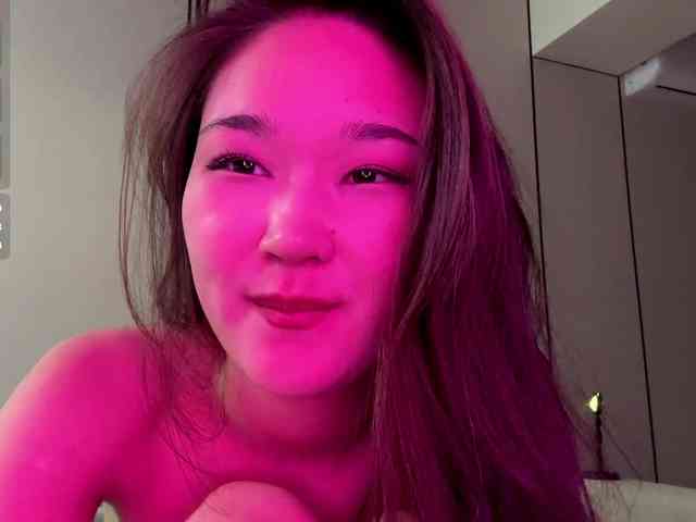 very-hot-japanese-girl webcam
