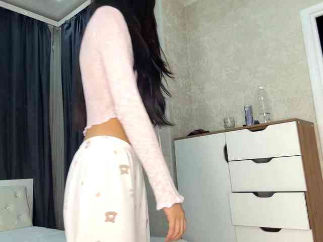 very-hot-japanese-girl webcam