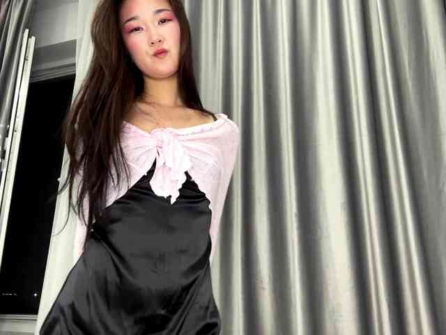 very-hot-japanese-girl webcam