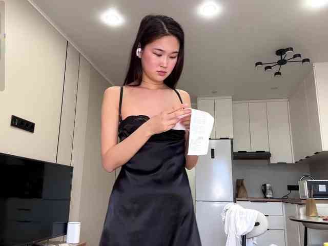 very-hot-japanese-girl very-hot-japanese-girl