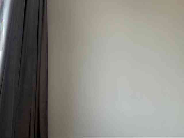 very-hot-japanese-girl webcam