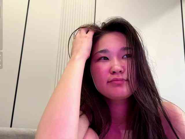 very-hot-japanese-girl webcam