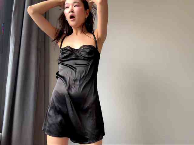 very-hot-japanese-girl