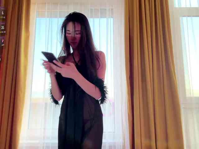 very-hot-japanese-girl