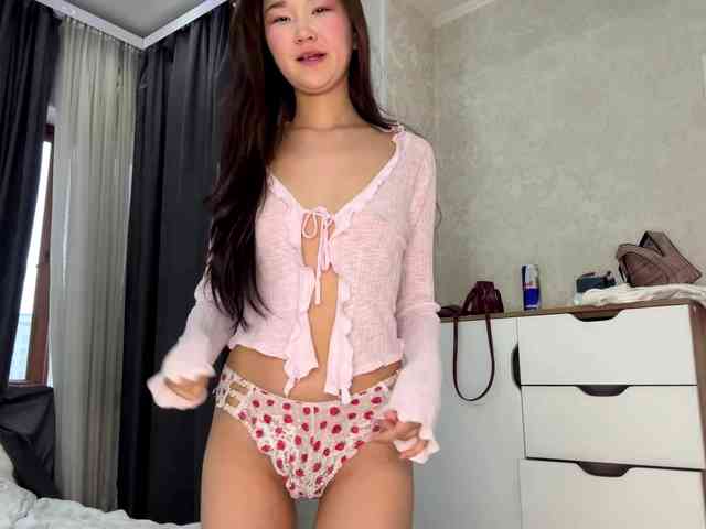 very-hot-japanese-girl webcam