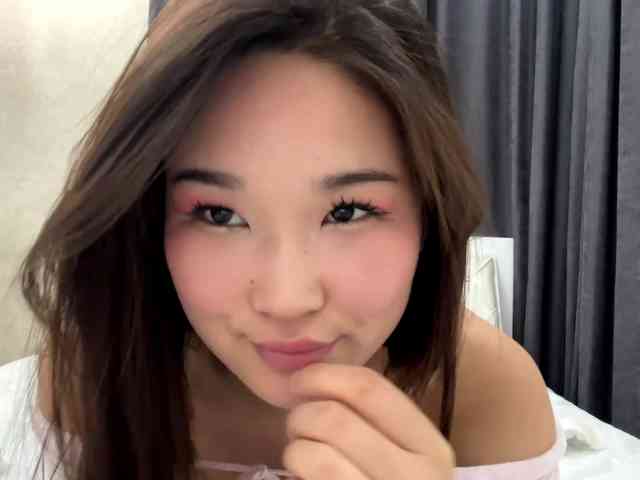 very-hot-japanese-girl webcam