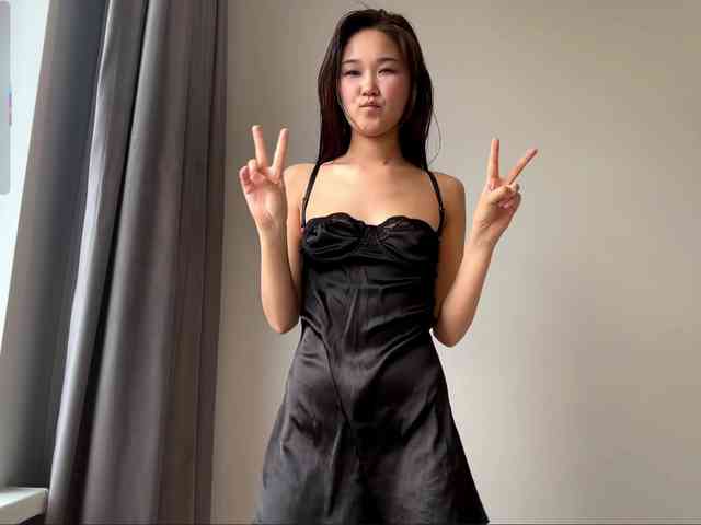 very-hot-japanese-girl webcam
