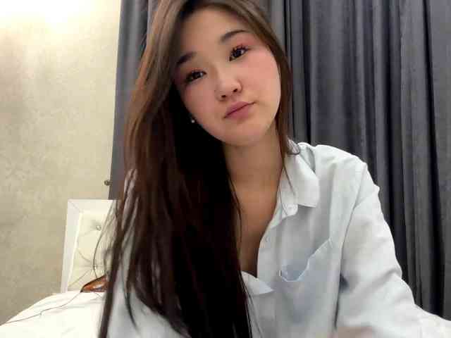 very-hot-japanese-girl webcam