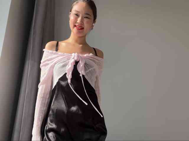 very-hot-japanes... Live Webcam on BongaCams