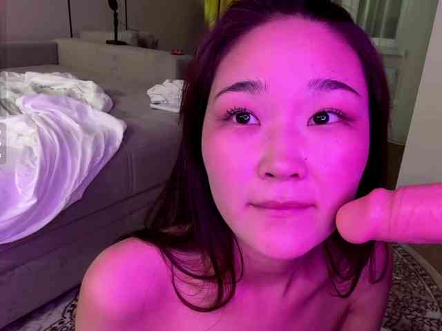 very-hot-japanese-girl webcam