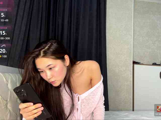 very-hot-japanese-girl webcam