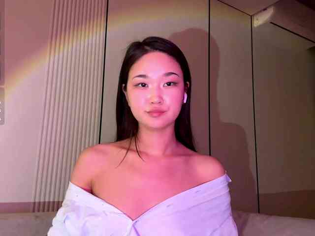 very-hot-japanese-girl