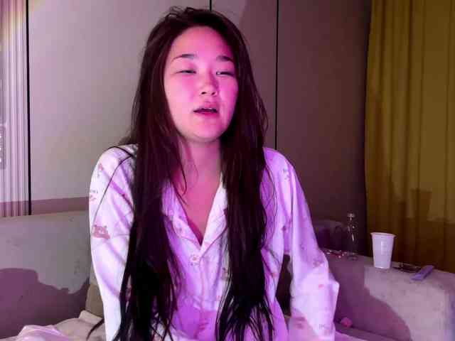 very-hot-japanese-girl very-hot-japanese-girl