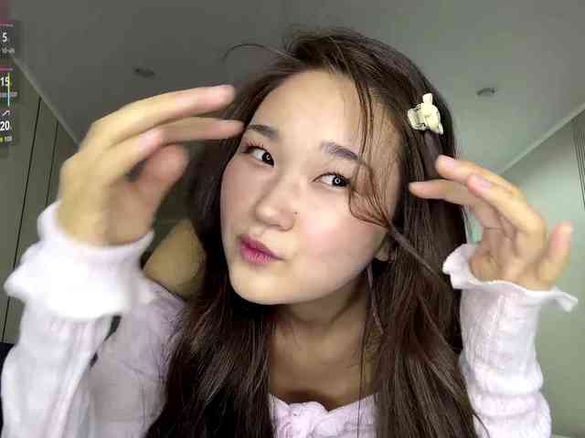 very-hot-japanese-girl webcam