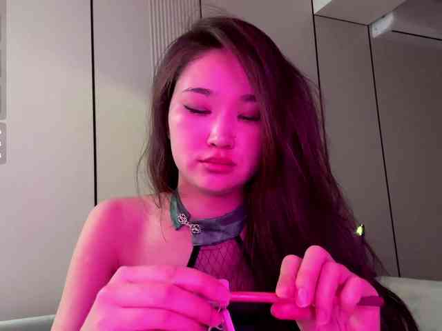 very-hot-japanese-girl