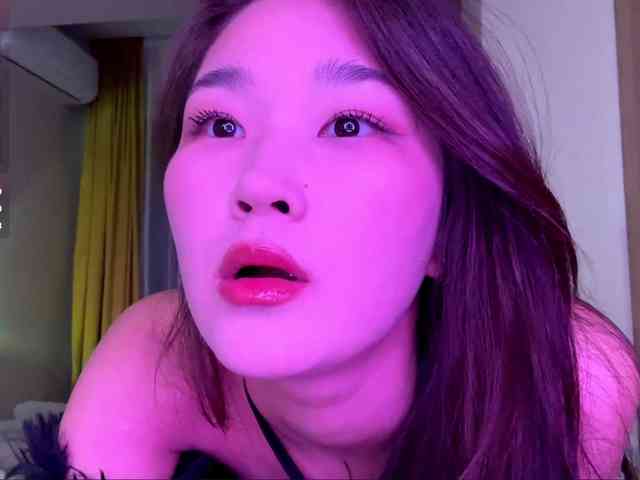 very-hot-japanese-girl webcam