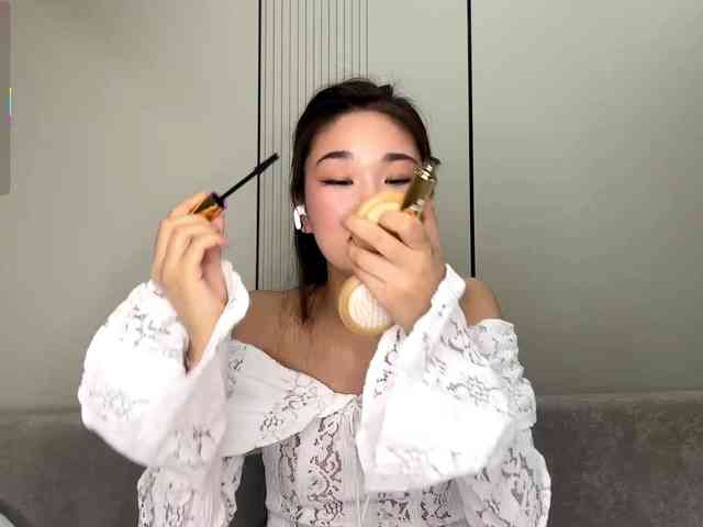 very-hot-japanese-girl webcam